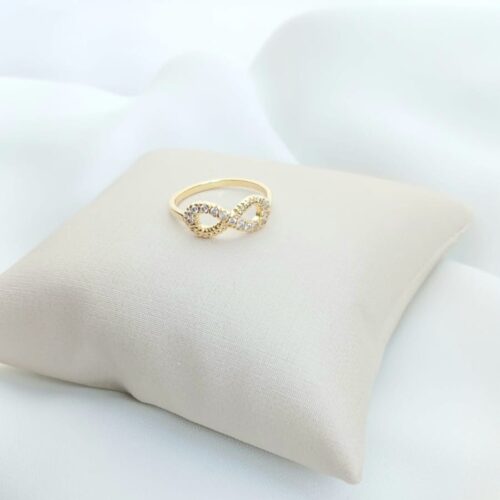 Anel Modelo Infinito com Pedras de Zircônias