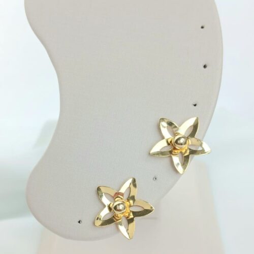 Brinco Flor Pequeno B.Ouro