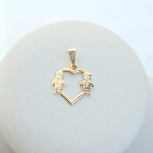 Pingente Coração com Dois Meninos