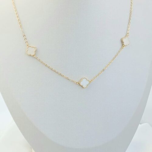 Colar Com Vários Pingentes Trevo Pedra Branca B. Ouro