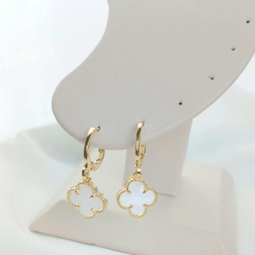 Brinco Pêndulo Trevo Banho de Ouro Cristal